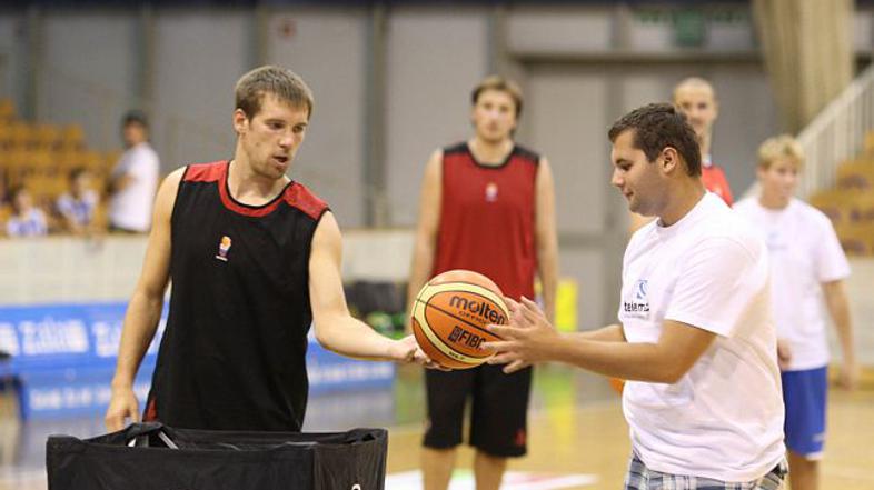 beno udrih reprezentanca