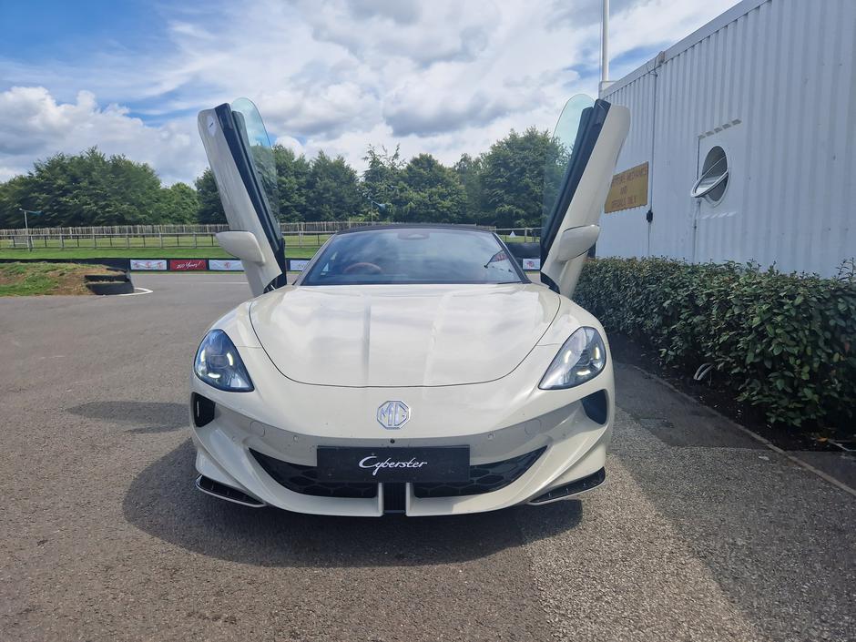 Praznovanje 100.obletnice MG Motor na Festivalu hitrosti v Goodwoodu | Avtor: Gregor Prebil