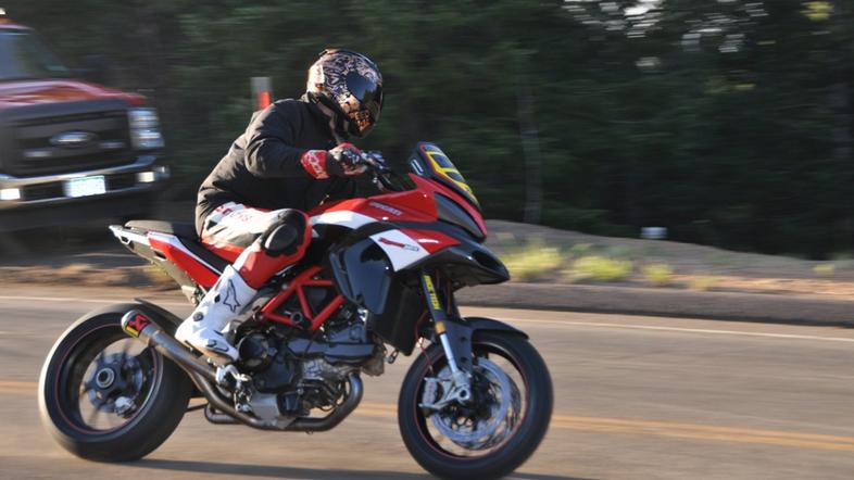 Ducati multistrada akrapovič