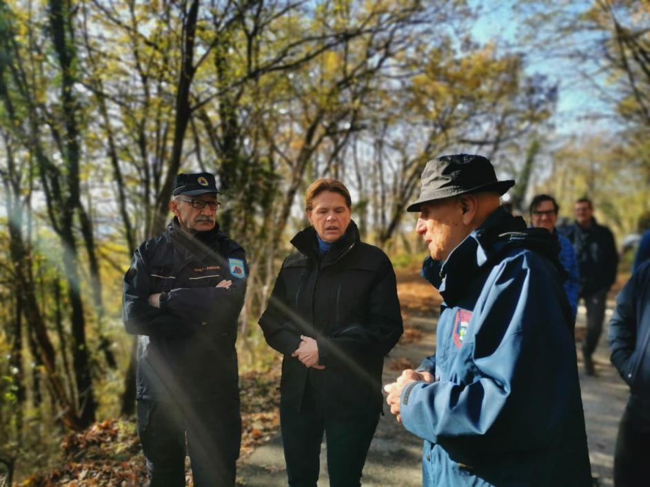 Zemeljski plazovi v Goriških Brdih, Alenka Bratušek in Srečko Šestan