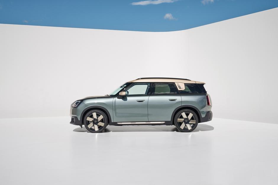 MINI countryman | Avtor: MINI