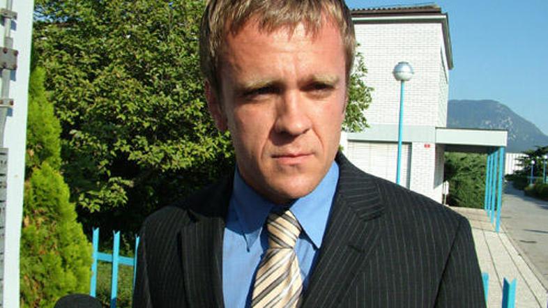 "Z nekaterimi bivšimi zaposlenimi smo že podpisali pogodbe o zaposlitvi," pravi 