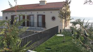 slovenija 27.03.13. vitoslav turk, seca, crna gradnja, soline, piran, vila, foto