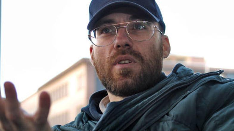 "Drogo smo dostavljali na ministrstva, na televizijske hiše, novinarji so hodili