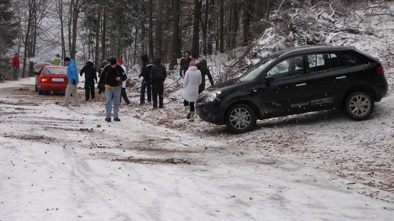 V verižnem trčenju je nastala velika materialna škoda. (Foto: Naš bralec Roman S