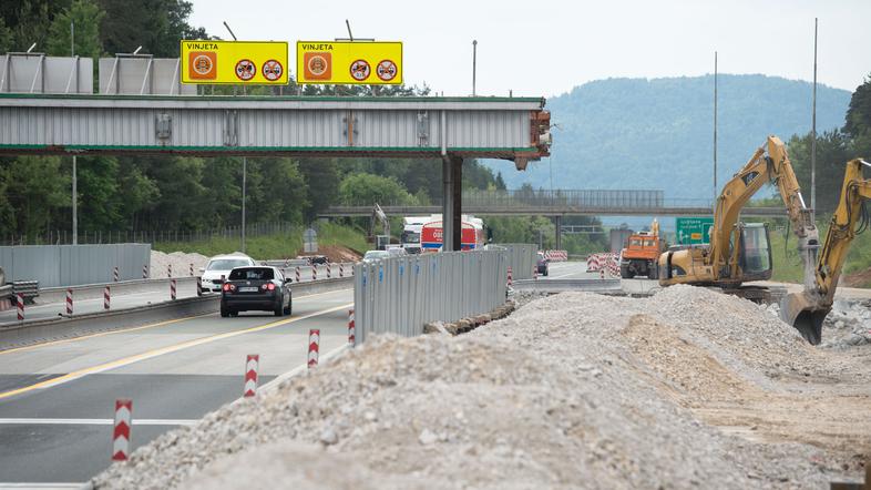 cestninska postaja Torovo