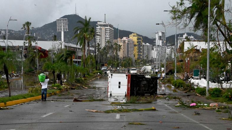 Acapulco orkan otis