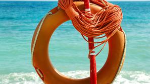 Rešilni pas pred poletjem je lahko tudi kredit. (Foto: Shutterstock)