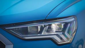 Audi Q3 avto led luči diode