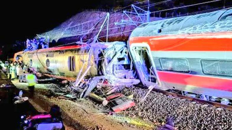 Huda nesreča vlaka v Španiji