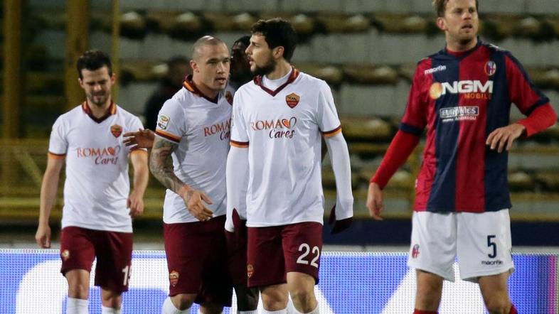 Bologna AS Roma Serie A Italija liga prvenstvo Nainggolan Pjanić Destro