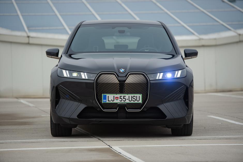 BMW iX | Avtor: Anže Petkovšek