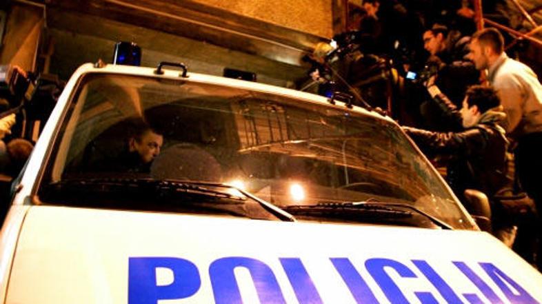 Policija je zaradi suma gospodarskega kriminala zaslišala sedem oseb.