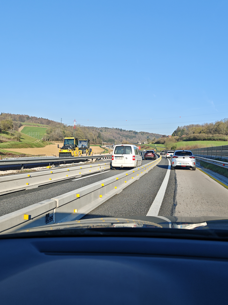 Ozek sredinski pas na dolenjski avtocesti