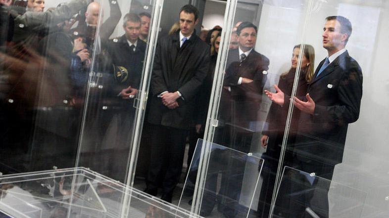 Na notranjem ministrstvu vztrajajo, da so prostore za NPU (na fotografiji otvori