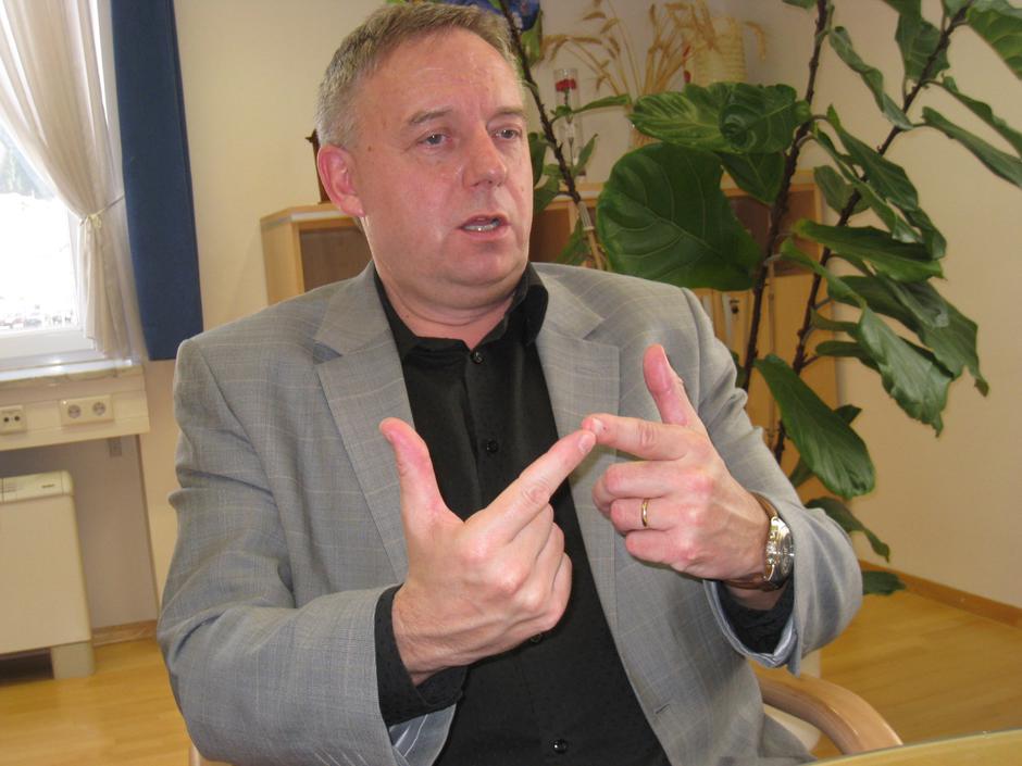 Tomaž Tom Mencinger, jeseniški župan: “Cero je 16-letna zgodba gorenjskih odpadk | Avtor: Žurnal24 main