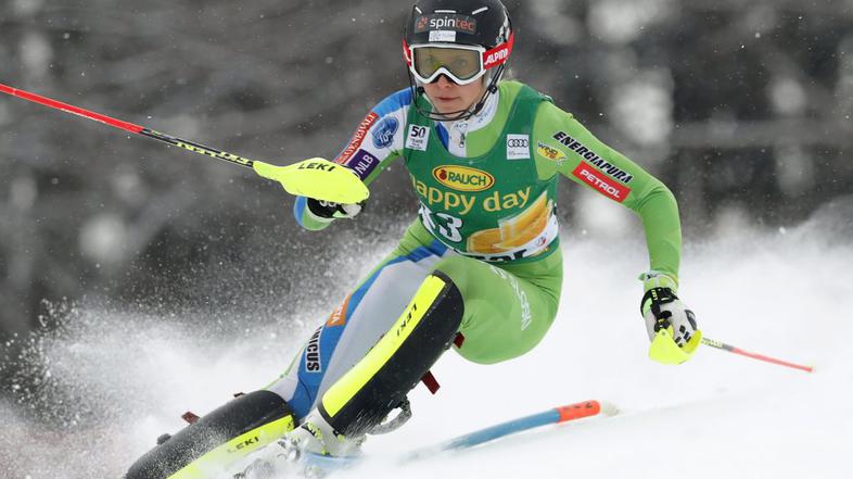 Ana Bucik, Zlata lisica