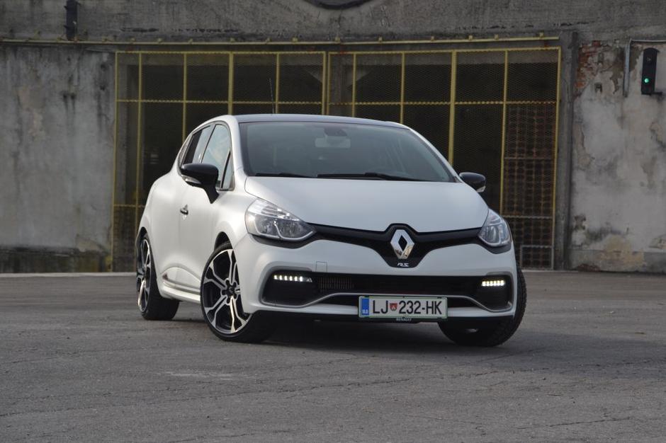 Renault clio R.S. trophy | Avtor: Gregor Prebil