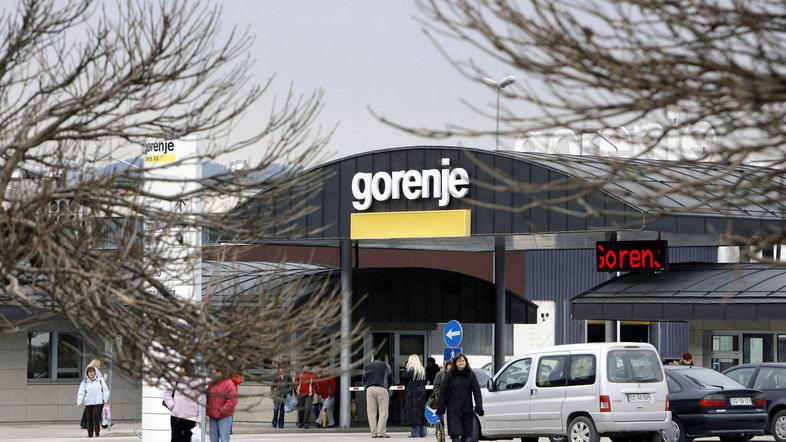 Zaradi govoric o preslabi preglednosti poslovanja članov uprave je nujna revizij