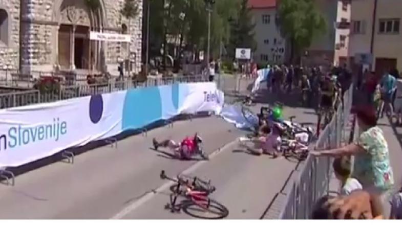 dirka po Sloveniji padec