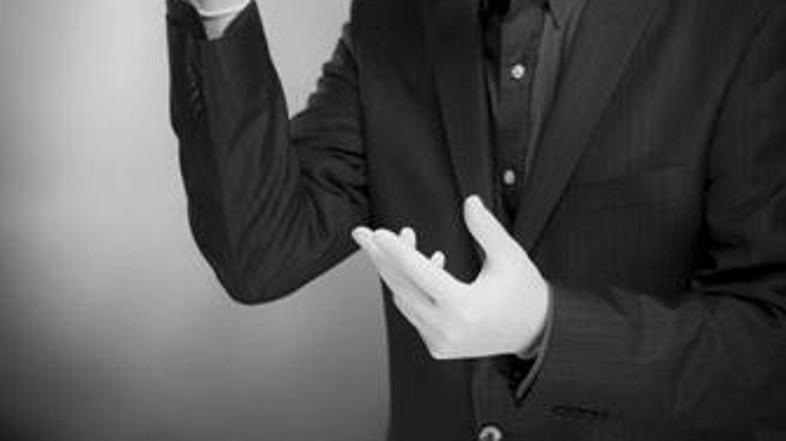 Massimo se očitno navdušuje tudi nad slovenskimi pevci.