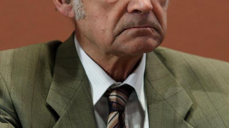 Andrej Aplenc meni, da je treba odločbo ustavnega sodišča spoštovati, ni pa nujn