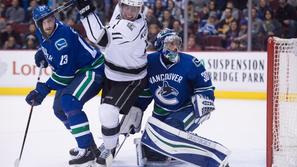 anže kopitar los angeles kings vancouver canucks