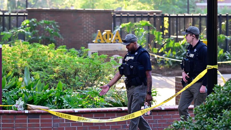 V strelskem napadu na floridski univerzi ubiti dve osebi