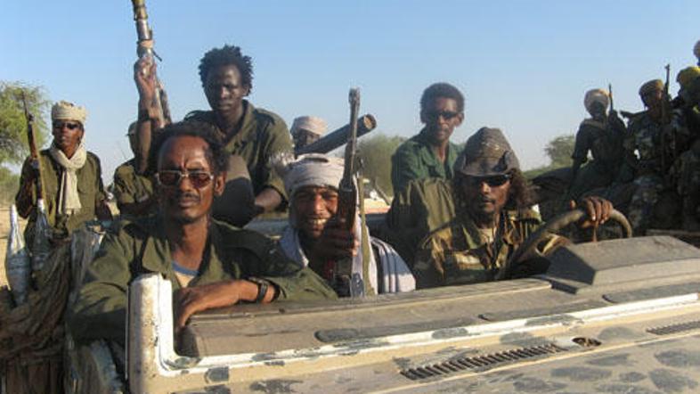 Čadska vlada nima nadzora nad razmerami.