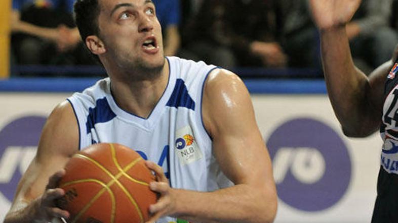 Željko Zagorac je k zmagi Heliosa prispeval dve točki.