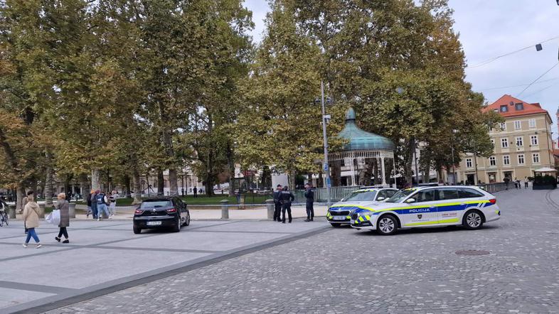 policija na Kongresnem trgu