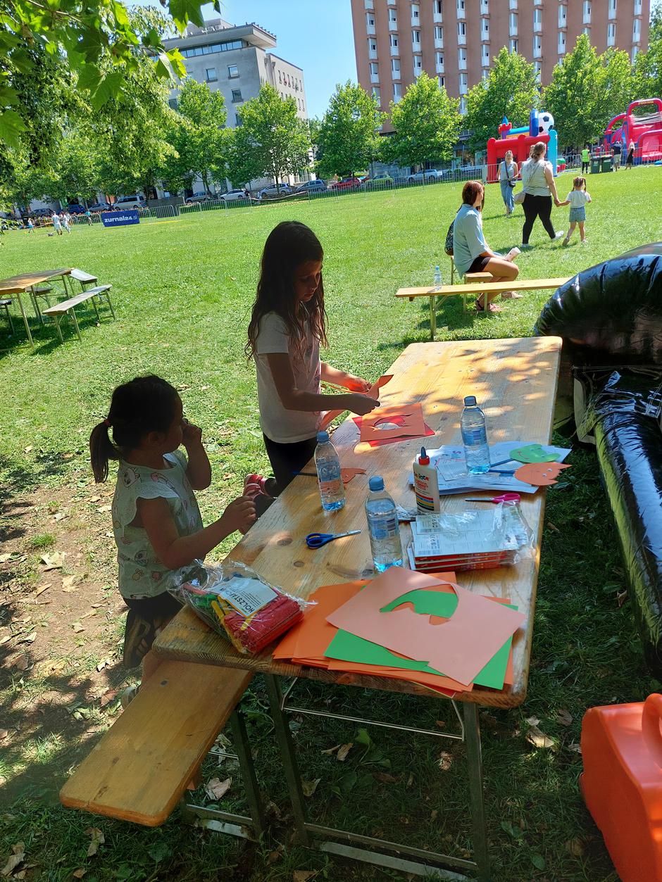 Ustvarjanje na stojnici Zala in Sola | Avtor: Žurnal24 