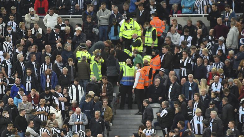 prva pomoč navijač Newcastle United Tottenham Hotspur