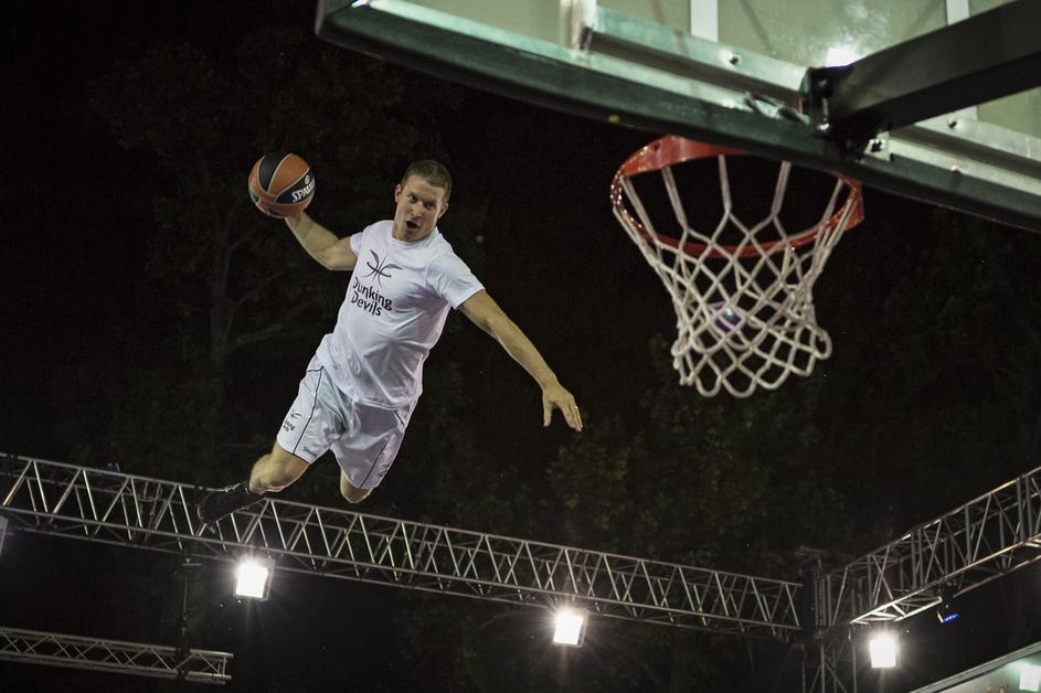 Dunking Devils rekord zabijanje