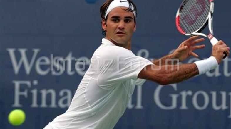 Roger Federer ostaja številka 1 svetovnega tenisa.