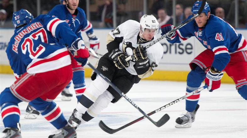 Crosby McDonagh Prust Bickel New York Rangers Pittsburgh Penguins NHL Madison Sq