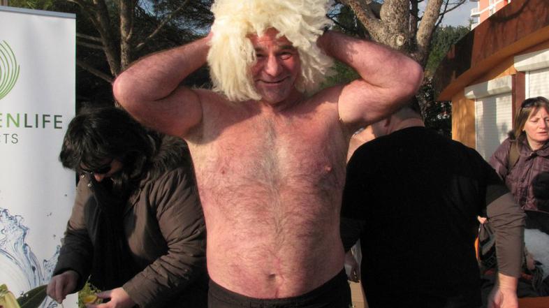 Novoletni skok v morje