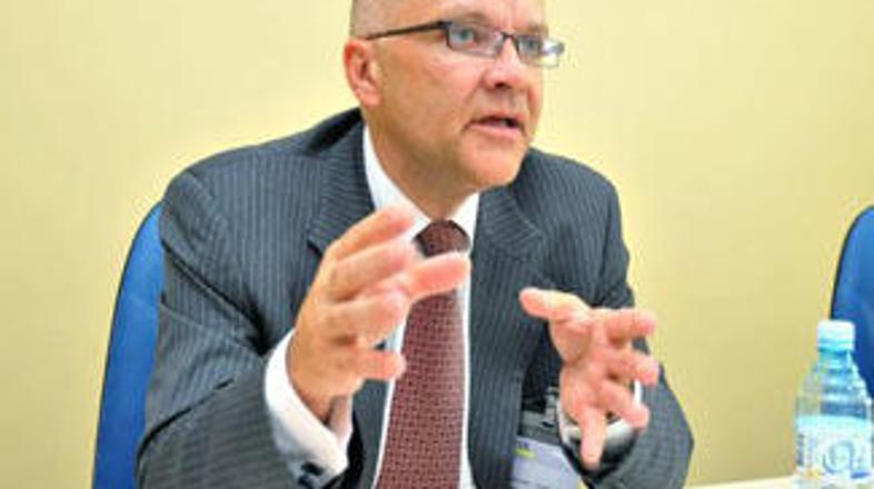 Jorma Wiitakorpi je avgusta odstopil zaradi skrbi za ugled podjetja.