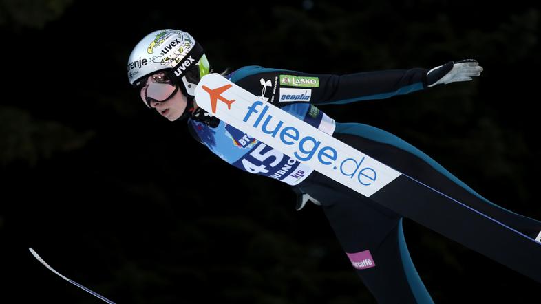Lara Logar