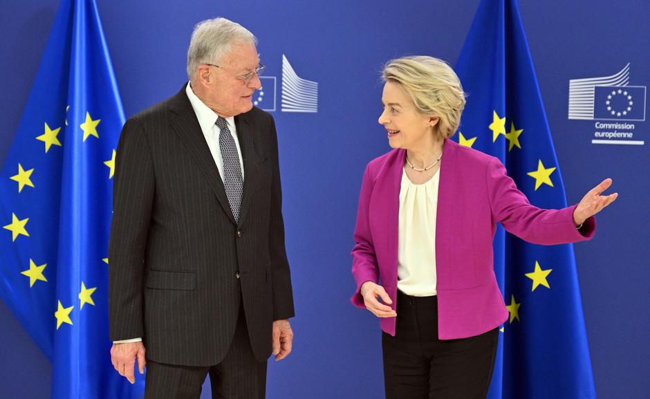 Keith Kellogg Ursula von der Leyen | Avtor: Profimedia