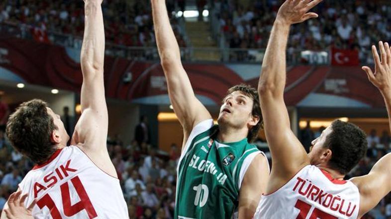 Nachbar poudarja, da SP še ni konec in da bo s Španci zelo težko. (Foto: Reuters