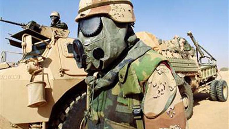 Možno je, da je bolezen povzročilo cepivo, ki so ga vojaki dobili za obrambo pre