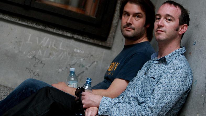 Basist Jim Barr, sicer tudi član zasedbe Portishead, in saksofonist Jake McMurch