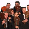 The Ukulele Orchestra of Great Britain bodo 29. maja nastopili v Križankah. Orke