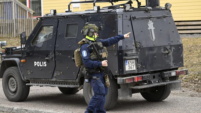 Streljanje na osnovni šoli na Finskem