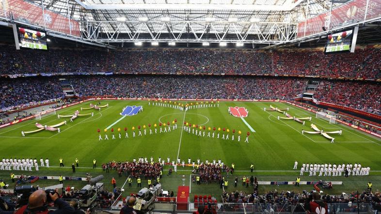 amsterdam arena benfica chelsea evropska liga finale