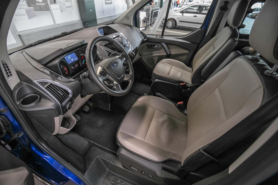 Ford Tourneo Custom | Avtor: Saša Despot