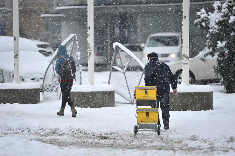 sneg | Avtor: Anže Petkovšek