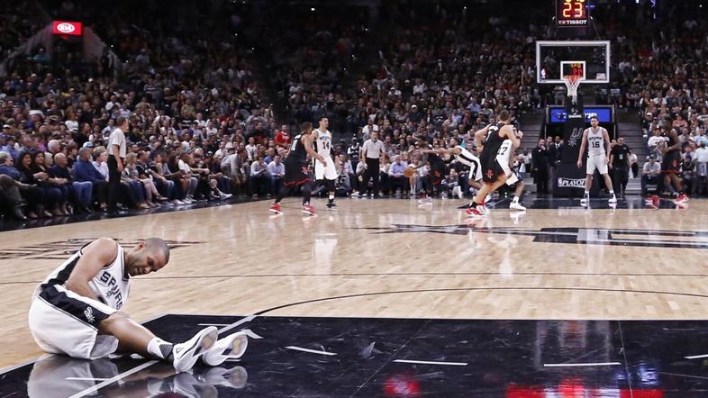 Tony Parker San Antonio Spurs poškodba