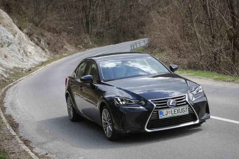 Lexus IS | Avtor: Saša Despot